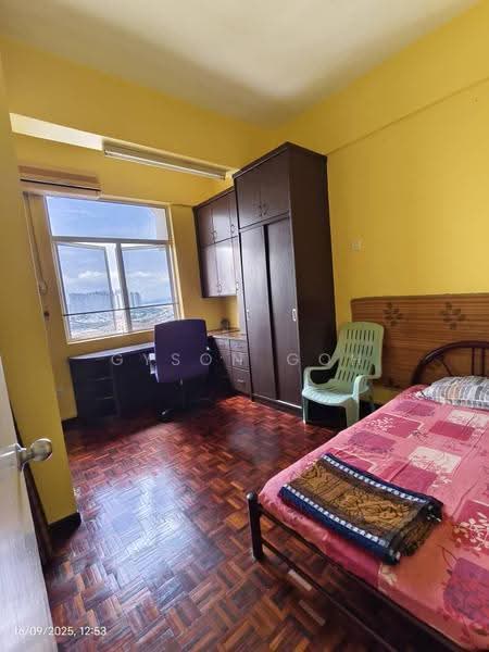Pangsapuri untuk Disewa di Taman Jubilee Phase 5 - Gyson Goh - Bedroom - PropertyGuru.com.my