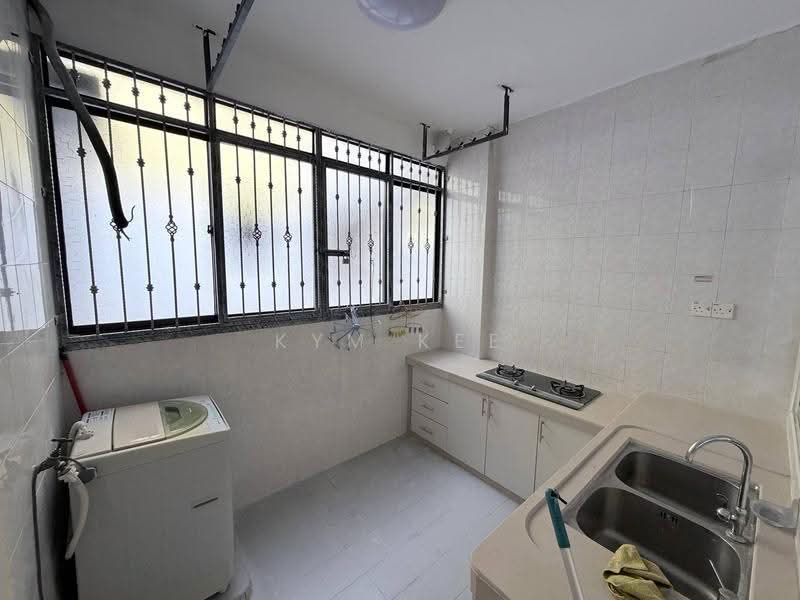 Pangsapuri untuk Dijual di Sri Akasia - Kym Kee - Kitchen - PropertyGuru.com.my