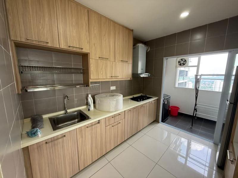Kondominium untuk Dijual di Aurora Residence @ Lake Side City - Ethan Tham - Kitchen - PropertyGuru.com.my