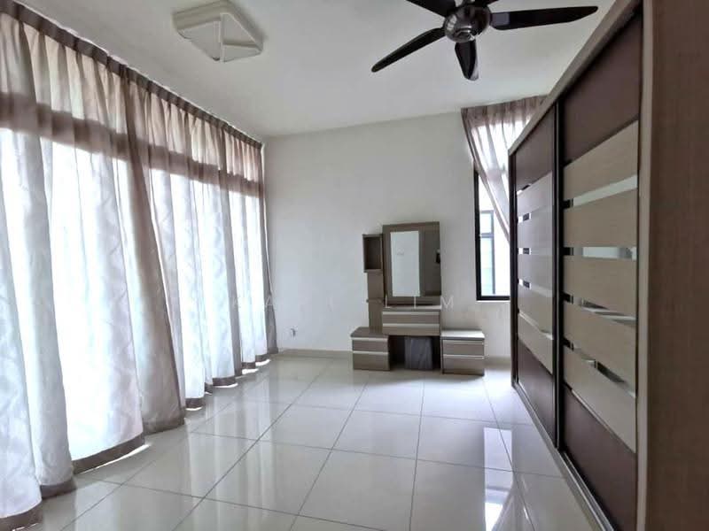Cluster House for Sale in Setia Eco Cascadia (Tebrau) - Karl Lim - Bedroom - PropertyGuru.com.my