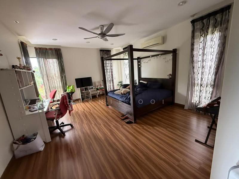 Bungalow House untuk Dijual di Saujana Impian (Kajang) - Dlynie Ooi - Bedroom - PropertyGuru.com.my