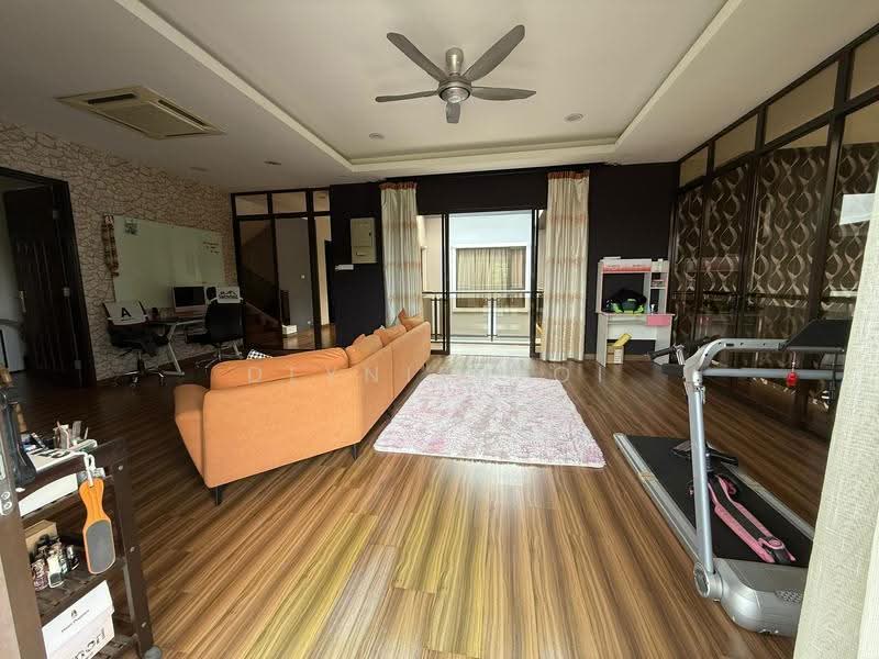 Bungalow House untuk Dijual di Saujana Impian (Kajang) - Dlynie Ooi - Living Room - PropertyGuru.com.my
