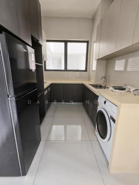 Pangsapuri untuk Disewa di Kings Bay @ Country Garden Danga Bay - Darren Ngu - Kitchen - PropertyGuru.com.my
