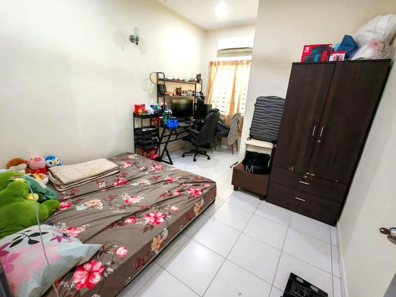 Rumah Teres 2-Tingkat untuk Dijual di Taman Setia Indah (Tebrau) - Karl Lim - Bedroom - PropertyGuru.com.my
