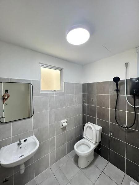 Pangsapuri untuk Disewa di Lily Apartment @ Kuchai Lama - WAI MUN CHUNG - Bathroom - PropertyGuru.com.my