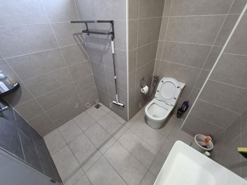 Terraced House for Sale in Taman Ponderosa (Johor Bahru) - Jovel Lim - Bathroom - PropertyGuru.com.my