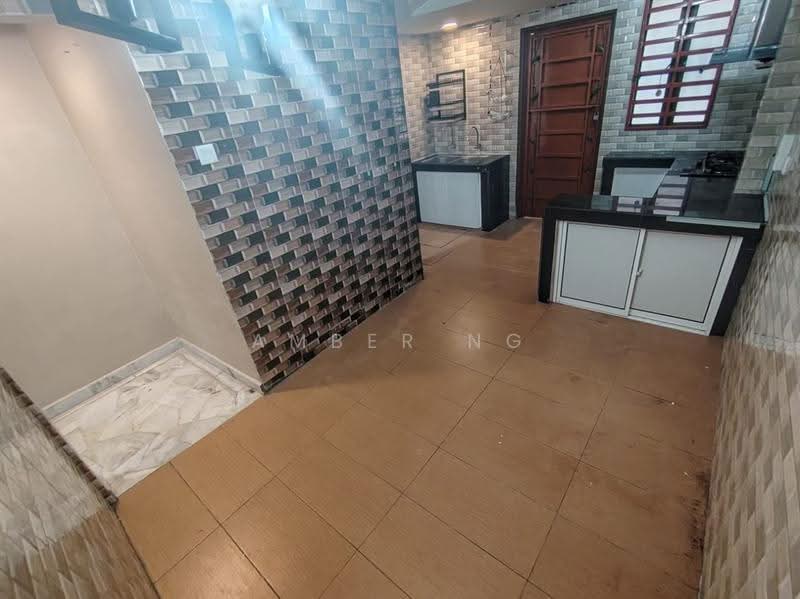 Rumah Teres 2.5-Tingkat untuk Dijual di Taman Dato Senu (Sentul) - Amber Ng - Kitchen - PropertyGuru.com.my