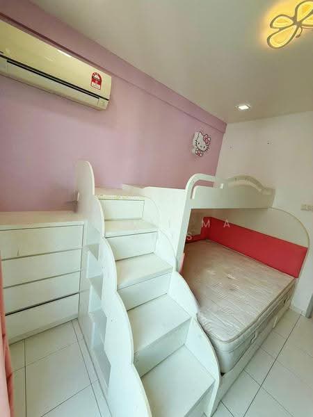 Condominium for Sale at The Golden Triangle Condominium - NURULISMA HANIS - Bedroom - PropertyGuru.com.my