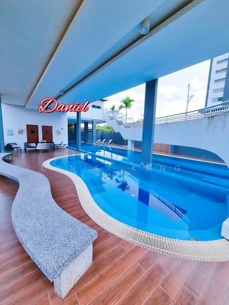 Kondominium untuk Dijual di Dutamas Residence - Daniel Kang - Pool - PropertyGuru.com.my