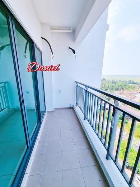 Kondominium untuk Dijual di Dutamas Residence - Daniel Kang - Balcony - PropertyGuru.com.my