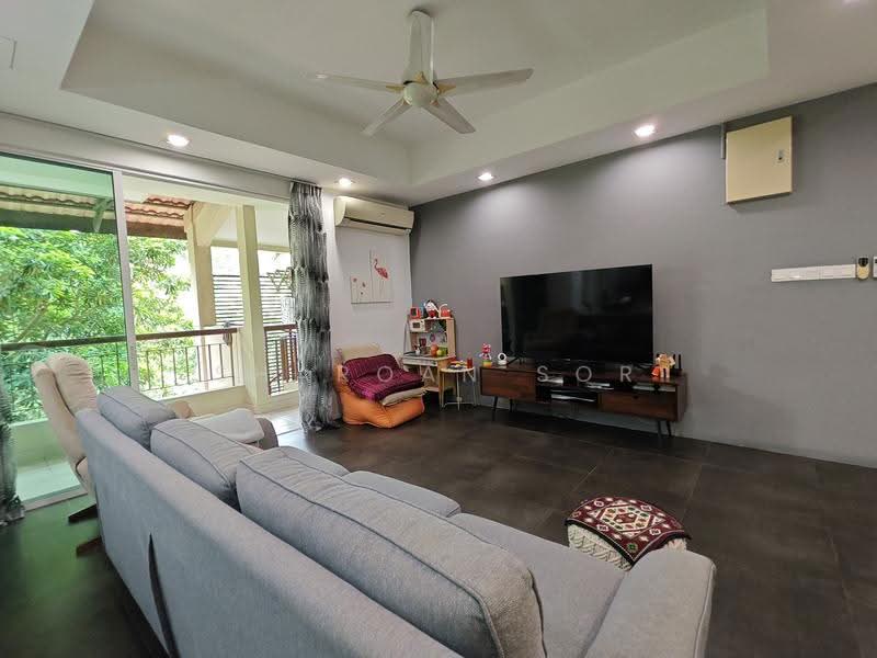 Townhouse for Sale in Sunway Damansara (Kota Damansara) - Sharoan Sor - Living Room - PropertyGuru.com.my