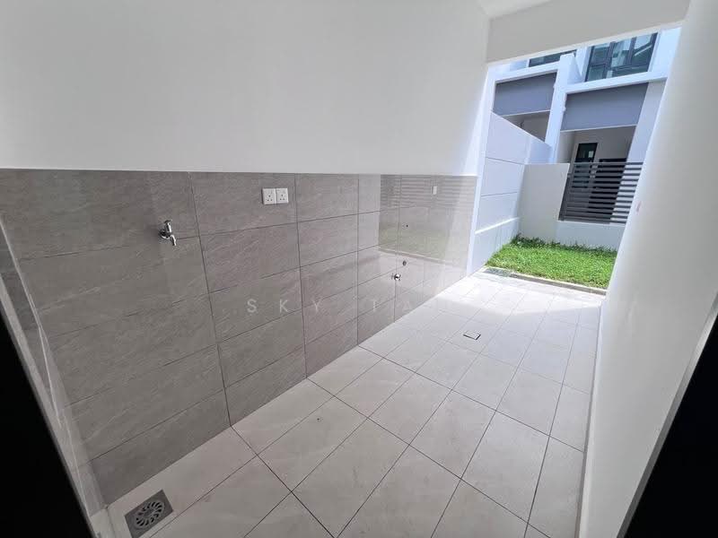 Rumah Kluster untuk Dijual di Taman Impian Emas (Skudai) - Sky Tan - Exterior - PropertyGuru.com.my