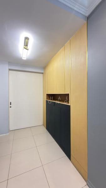 3-storey Terraced House for Rent in Tamansari (Rawang) - Michael Siong - Entrance - PropertyGuru.com.my