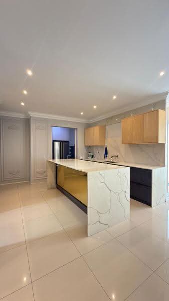 3-storey Terraced House for Rent in Tamansari (Rawang) - Michael Siong - Kitchen - PropertyGuru.com.my