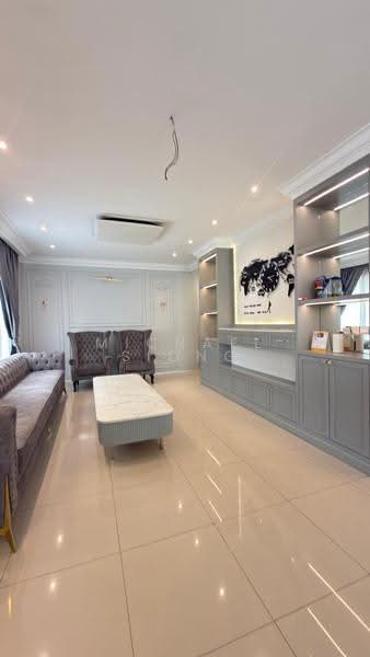 3-storey Terraced House for Rent in Tamansari (Rawang) - Michael Siong - Living Room - PropertyGuru.com.my