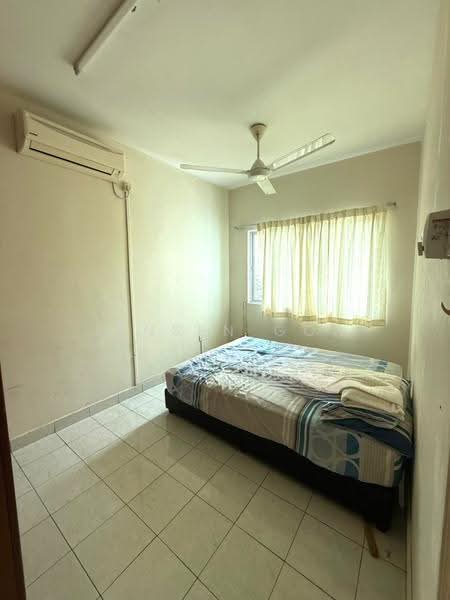 Pangsapuri untuk Dijual di Bistari Impian Apartment - Jensen Goh - Bedroom - PropertyGuru.com.my