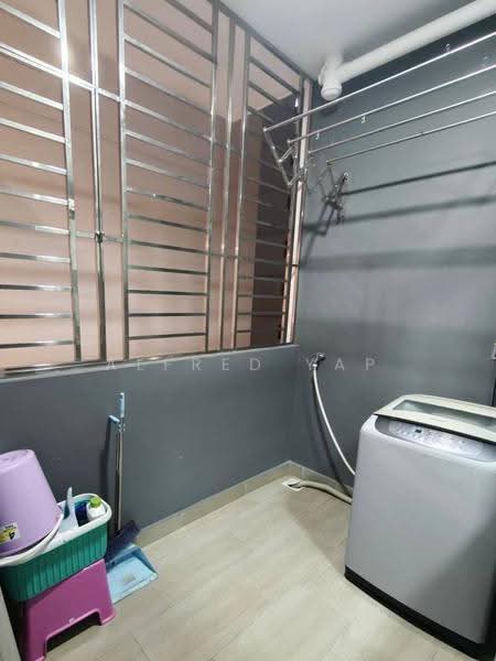 Kediaman Servis untuk Disewa di SKS Habitat - Alfred Yap - Balcony - PropertyGuru.com.my