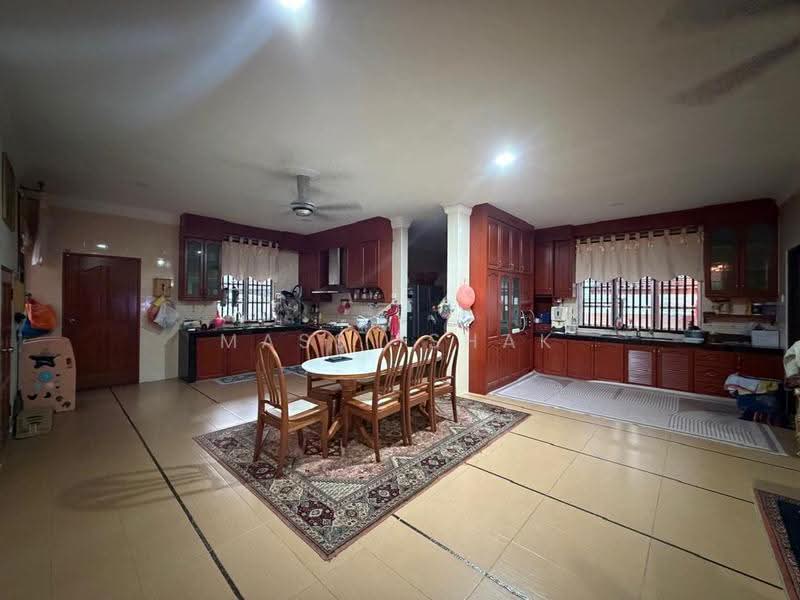 Bungalow House for Sale in Ipoh (Perak) - Mass Ishak - Kitchen - PropertyGuru.com.my