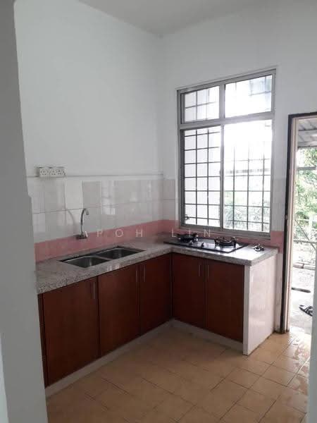 Rumah Teres 2-Tingkat untuk Dijual di Saujana Damansara (Damansara Damai) - Poh Lin - Kitchen - PropertyGuru.com.my