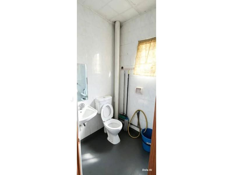 Rumah Teres 2-Tingkat untuk Dijual di Taman Tampoi Indah (Tampoi) - Jovel Lim - Bathroom - PropertyGuru.com.my