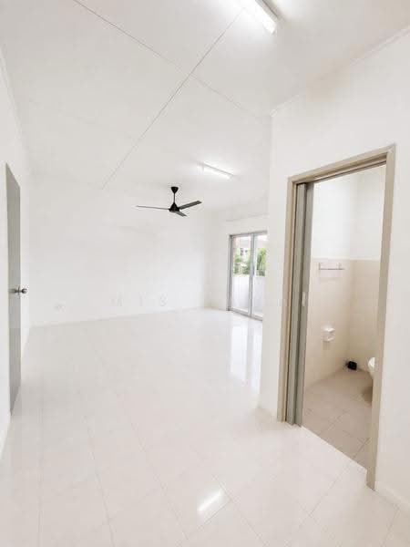 2-storey Terraced House for Sale in Taman Universiti (Bangi) - Mis Saha - Interior - PropertyGuru.com.my