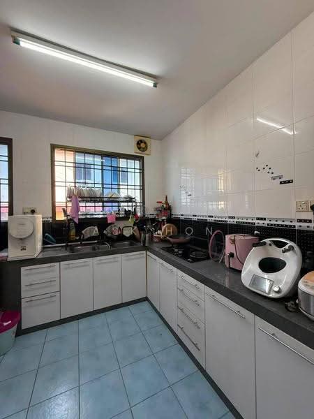 Rumah Teres 2-Tingkat untuk Dijual di Taman Setia Indah (Tebrau) - Ask Hon - Kitchen - PropertyGuru.com.my