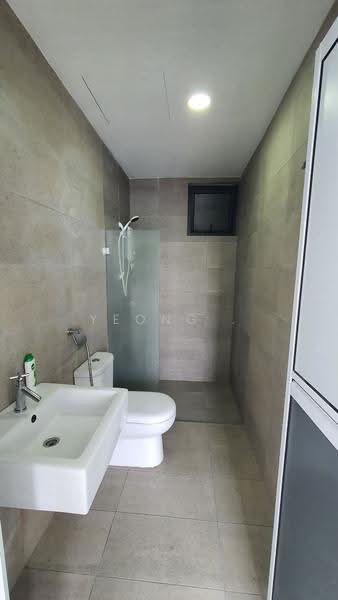 Service Residence for Rent at Kenwingston Square Garden - Yeong . - Bathroom - PropertyGuru.com.my
