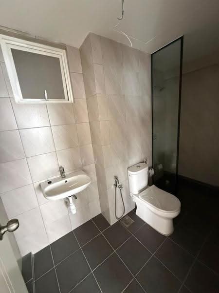 Service Residence for Sale at Central Residences - Amy Tan - Bathroom - PropertyGuru.com.my