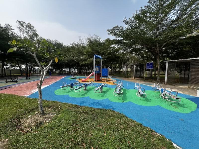Rumah Berkembar untuk Dijual di Dengkil (Selangor) - George Lim - Exterior - PropertyGuru.com.my
