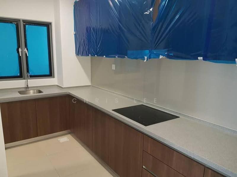 Condominium for Sale at Lakefront Residence - Chris Lee - Kitchen - PropertyGuru.com.my