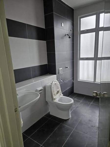 2-storey Terraced House for Sale in Kulai (Johor) - Kim Hon - Bathroom - PropertyGuru.com.my