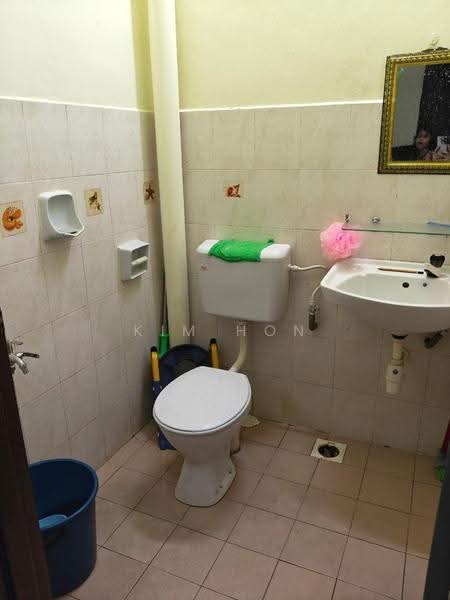 Rumah Teres 1-Tingkat untuk Dijual di Kulai (Johor) - Kim Hon - Bathroom - PropertyGuru.com.my
