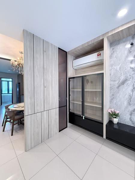 Condominium for Sale at Iconic Skies - Barry Lim - Dining Room - PropertyGuru.com.my