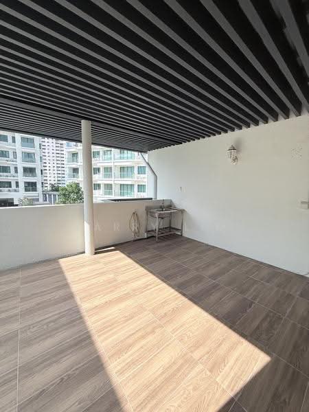 Condominium for Sale at Iconic Skies - Barry Lim - Balcony - PropertyGuru.com.my