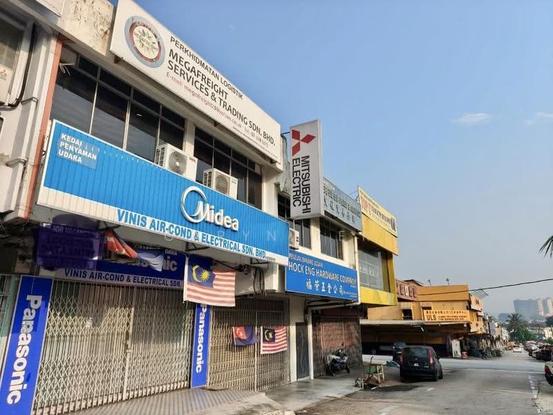 Kedai untuk Dijual di Taman Ungku Tun Aminah (Skudai) - Caryn Ter - Exterior - PropertyGuru.com.my