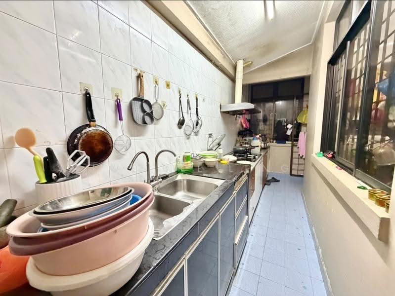 1-storey Terraced House for Sale in Taman Daya (Johor Bahru) - Ewe Bee Leng - Kitchen - PropertyGuru.com.my