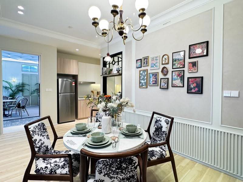 Service Residence for Sale at Tuan Straits Residency - FM Hong - Dining Room - PropertyGuru.com.my