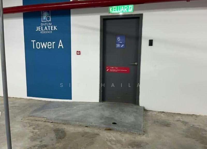 Kediaman Servis untuk Disewa di Datum Jelatek Residence - Siti Haila - Entrance - PropertyGuru.com.my