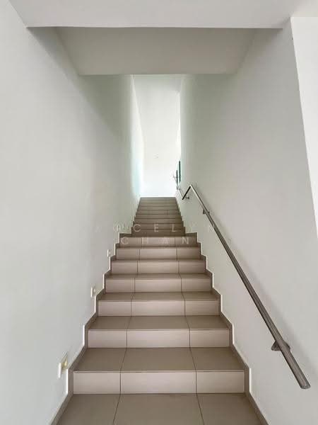 Rumah Teres 2-Tingkat untuk Dijual di Seremban (Negeri Sembilan) - Jocelyn Chan - Corridor - PropertyGuru.com.my