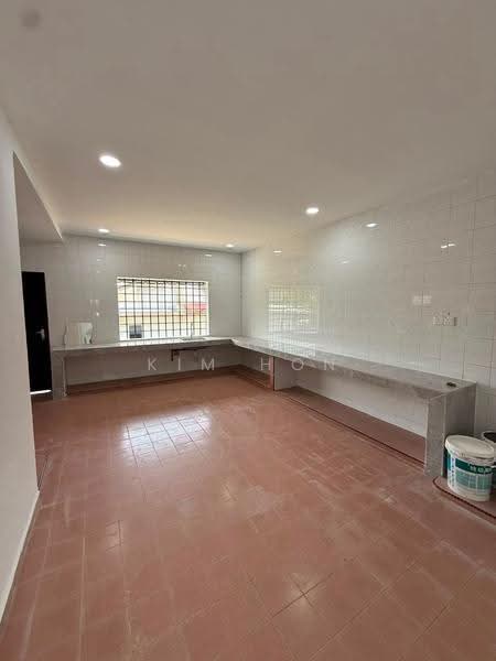1-storey Terraced House for Sale in Kulai (Johor) - Kim Hon - Kitchen - PropertyGuru.com.my