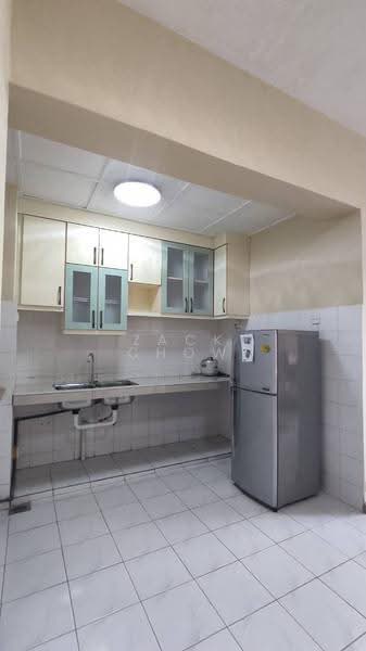 Apartment for Sale at Larkin Utama (Menara Metro Larkin) - Zack Chow - Kitchen - PropertyGuru.com.my