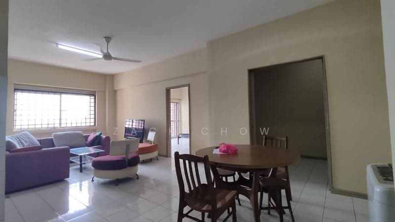 Apartment for Sale at Larkin Utama (Menara Metro Larkin) - Zack Chow - Living Room - PropertyGuru.com.my