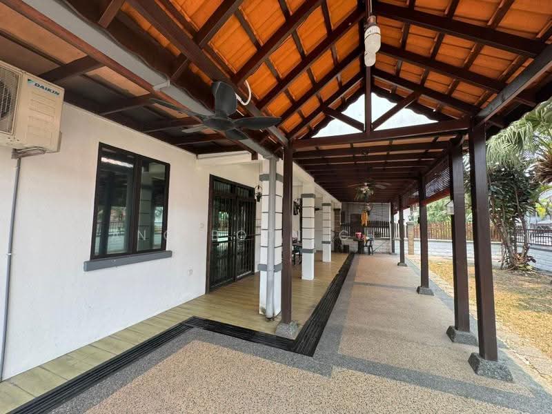 Cluster House for Rent in Austin Heights (Tebrau) - Ang Boon Chai - Exterior - PropertyGuru.com.my