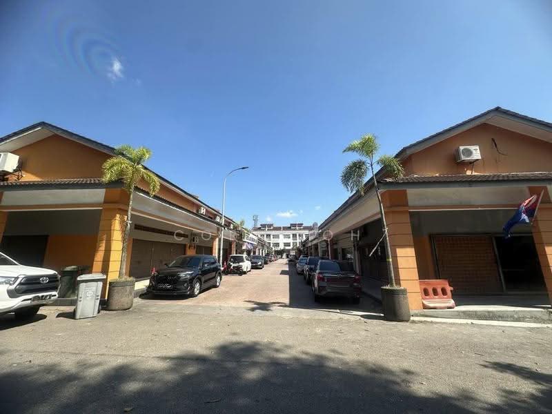 Shop / Office for Rent in Taman Perling (Perling) - Cora Loh - Exterior - PropertyGuru.com.my