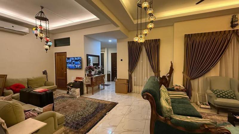 Rumah Teres untuk Dijual di Bukit Jelutong (Shah Alam) - Freya Tan - PropertyGuru.com.my