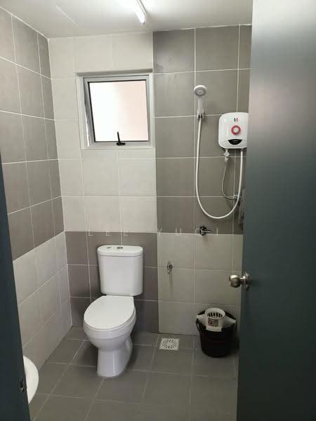 Pangsapuri untuk Disewa di Residensi Kesuma 1 - Lee Yuqi - Bathroom - PropertyGuru.com.my