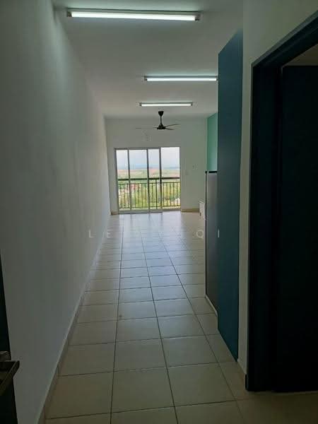 Pangsapuri untuk Disewa di Residensi Kesuma 1 - Lee Yuqi - Corridor - PropertyGuru.com.my