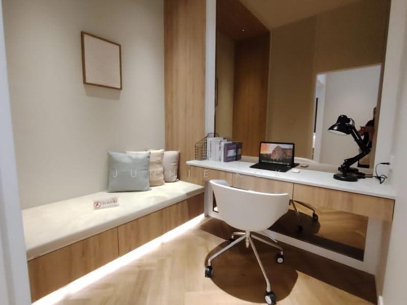 Kondominium untuk Dijual di Aria @ Banyan Valley - Junnie Kok - Study - PropertyGuru.com.my