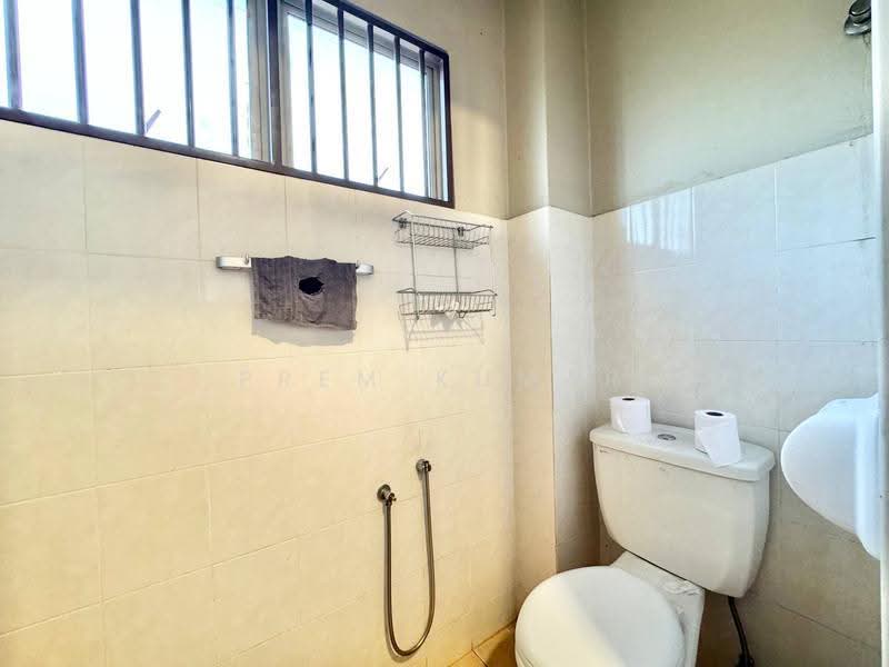 Rumah Teres 2-Tingkat untuk Dijual di Seksyen 5 (Kota Damansara) - Prem Kumar - Bathroom - PropertyGuru.com.my
