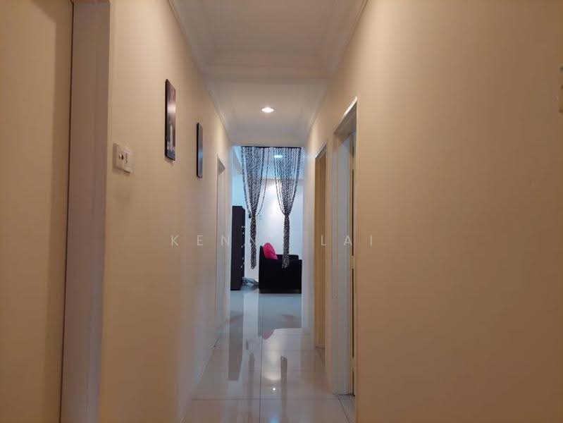 Condominium for Sale at Evergreen Park Cypress - Kenny Lai - Corridor - PropertyGuru.com.my